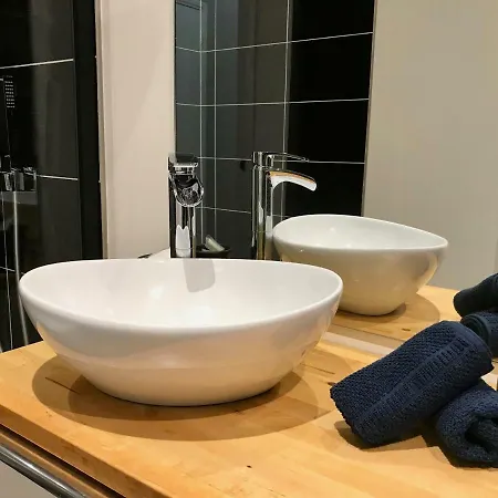 Daire Wavebnb Confort, Central, Parking